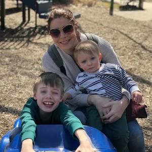 Meet your Posher, Danielle